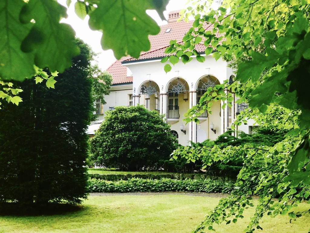 Rezydencja Willa Park & Restauracja Легница Екстериор снимка